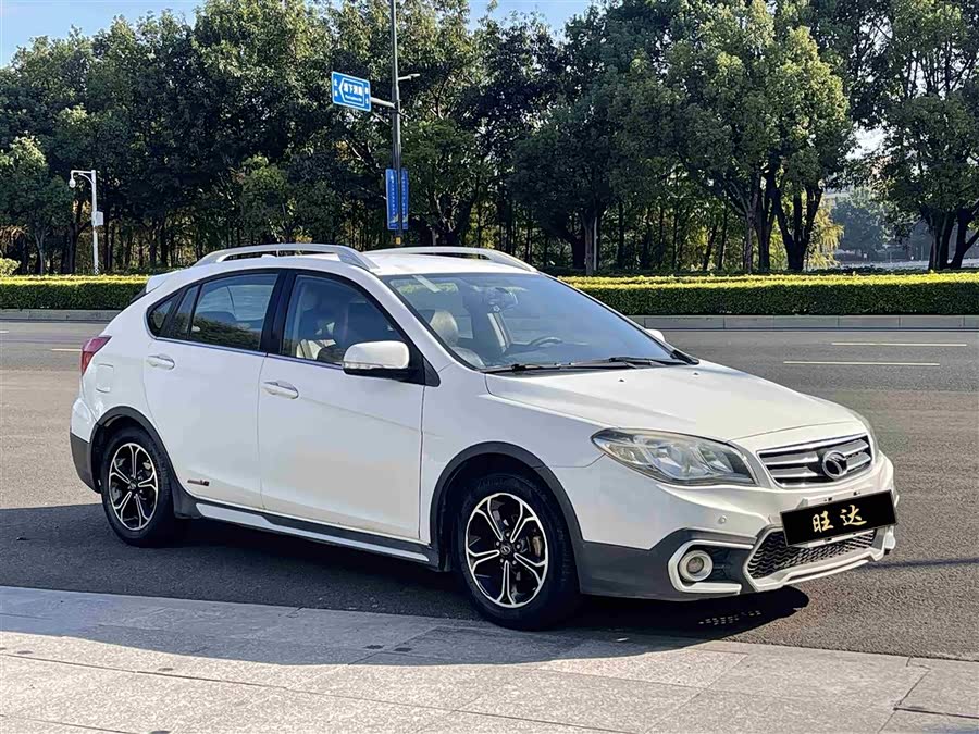 Soueast V6 Lingshi 2015 #4 Soueast V6 Lingshi 2015 car image #4