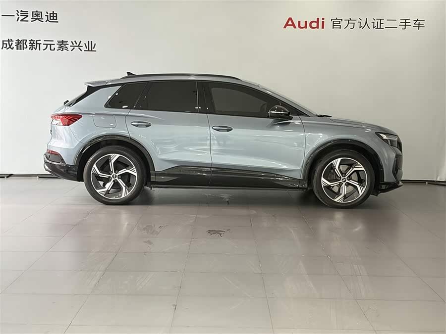 Audi Q4 e-tron 2023 صورة سيارة #4