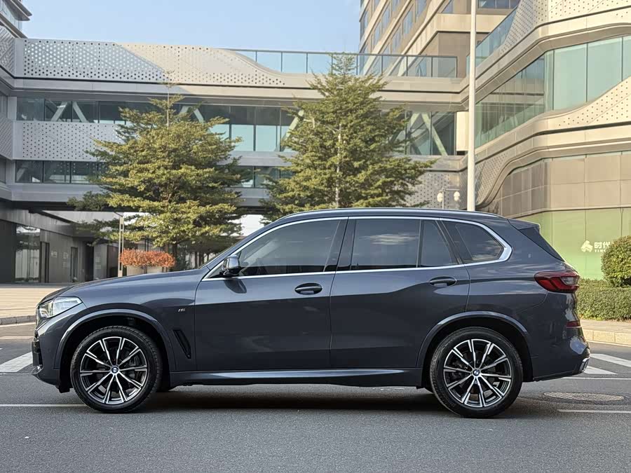 BMW X5 (Imported) 2020 #4 BMW X5 (Imported) 2020 car image #4