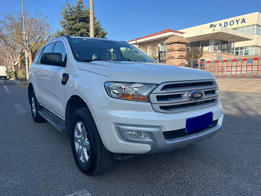 Ford Everest 2018 immagine di auto #4