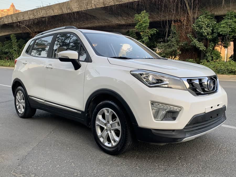 Changan CS15 2016 car image #4