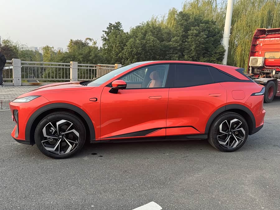 Deepal S07 2024 #4 Deepal S07 2024 car image #4