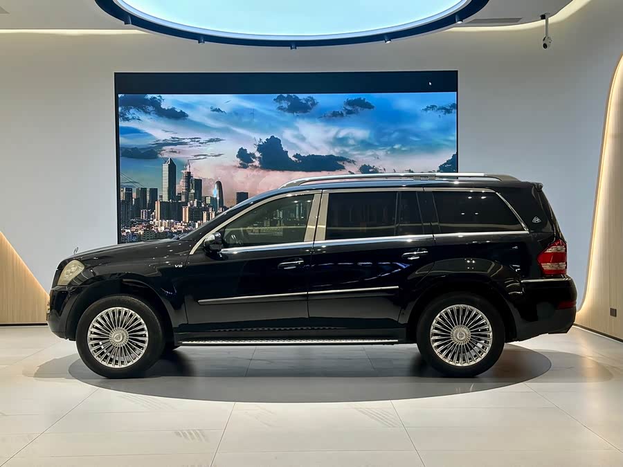 Mercedes-Benz GL Class 2009 car image #4