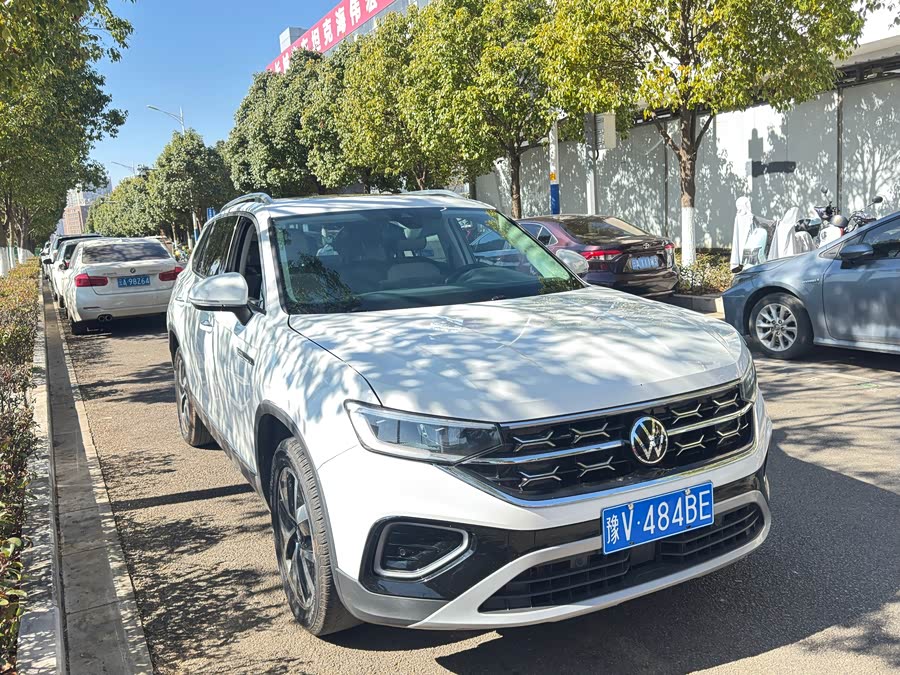 Volkswagen Tayron 2023 immagine di auto #4