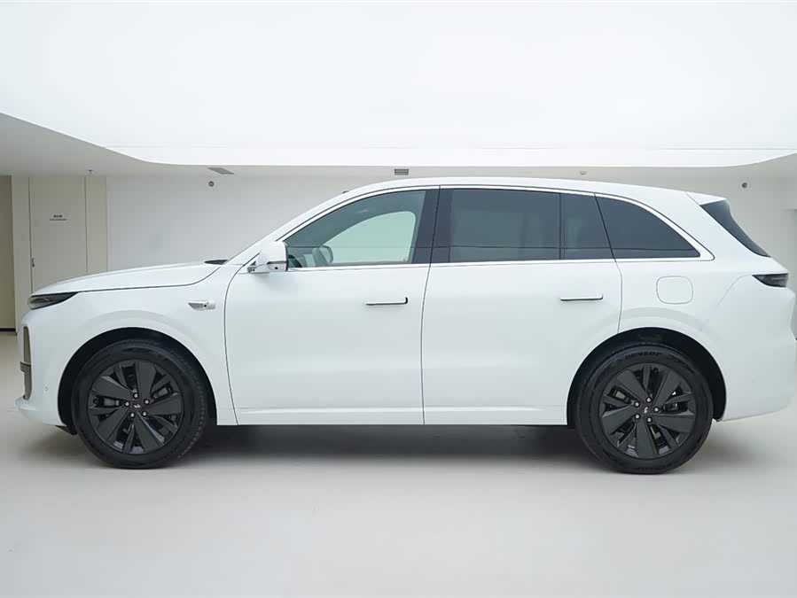 Li L6 2025 imagem de carro #4