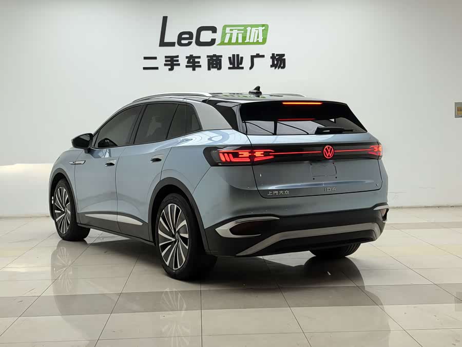 Volkswagen ID.4 X 2021 immagine di auto #4