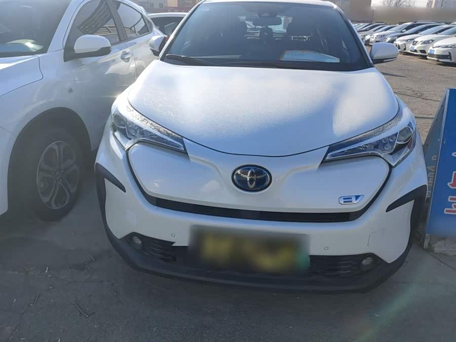 Toyota C-HR EV 2021 immagine di auto #4