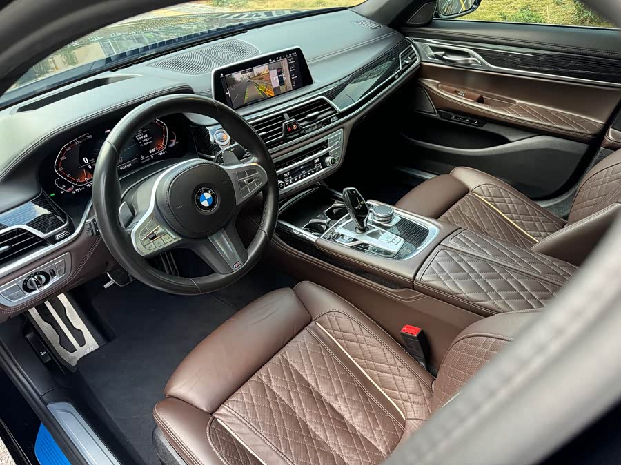 BMW 7 Series 2022 #4 BMW 7 Series 2022 car image #4