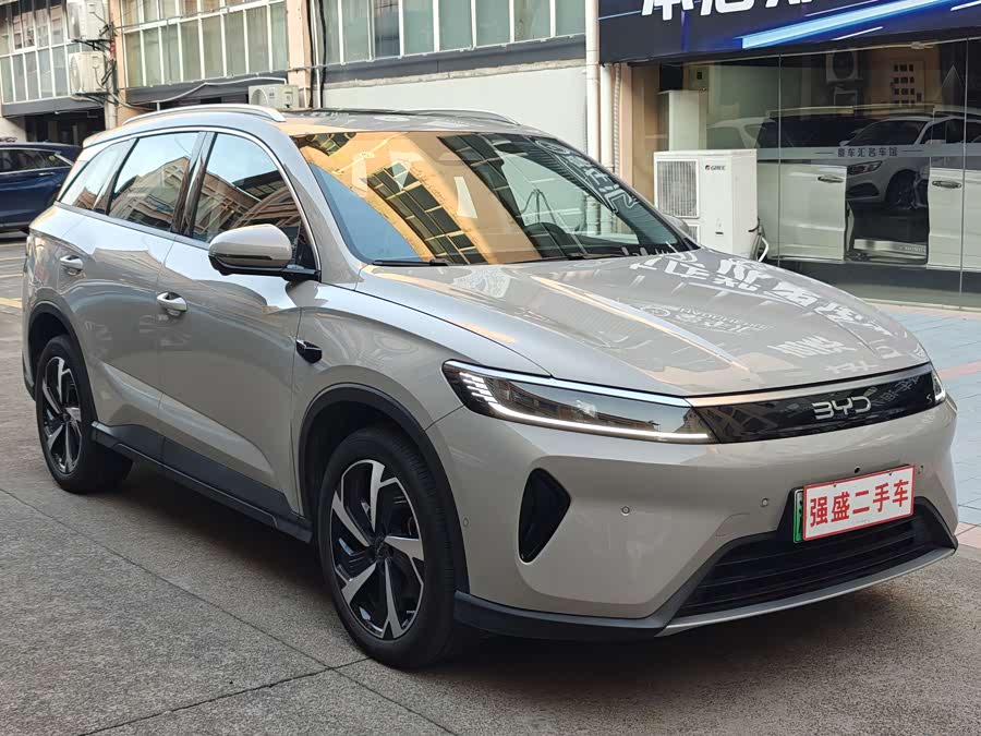 BYD Sea Lion 05 DM-i 2025 car image #4