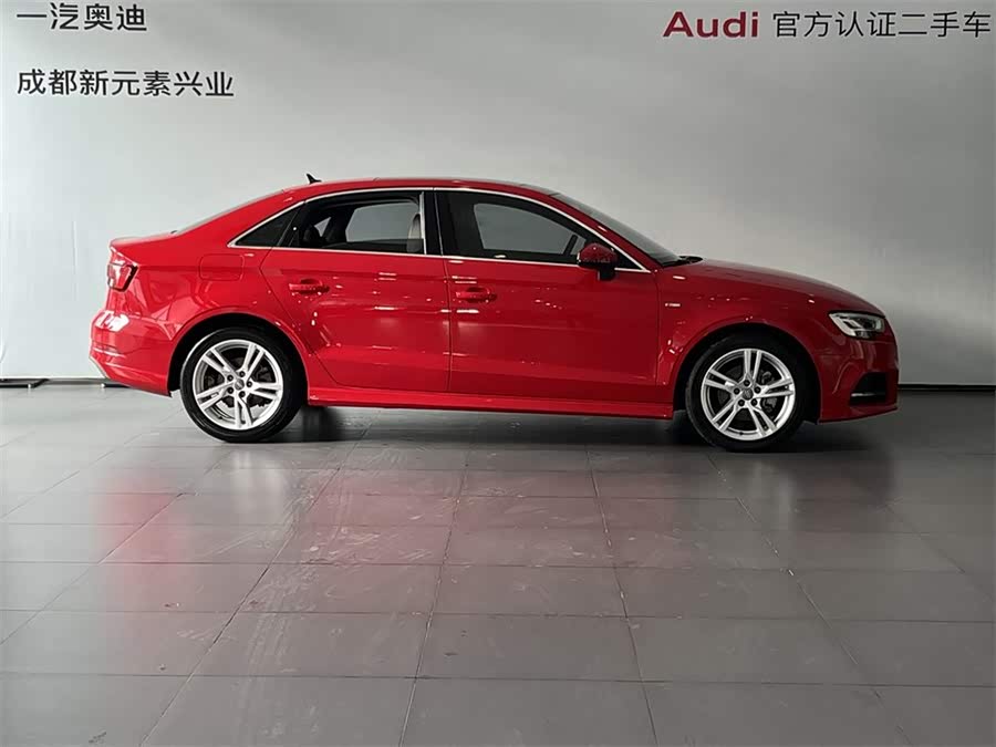 Audi A3 2019 car image #4