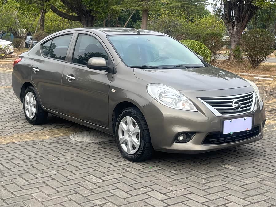 Nissan Sunny 2012 #4 Nissan Sunny 2012 car image #4
