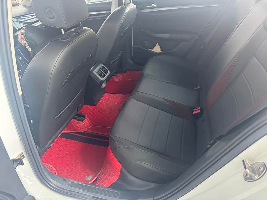 Volkswagen Bora 2021 car image #4