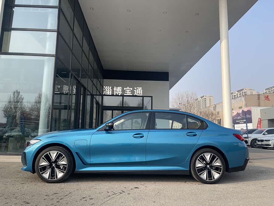 BMW i3 #4 BMW i3 car image #4