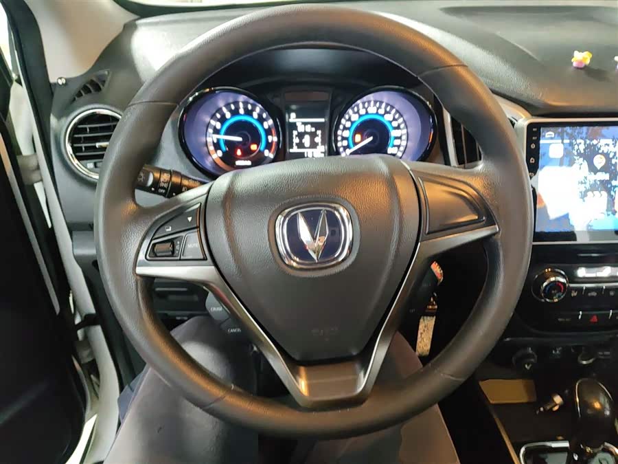 Changan CS15 2017 car image #4