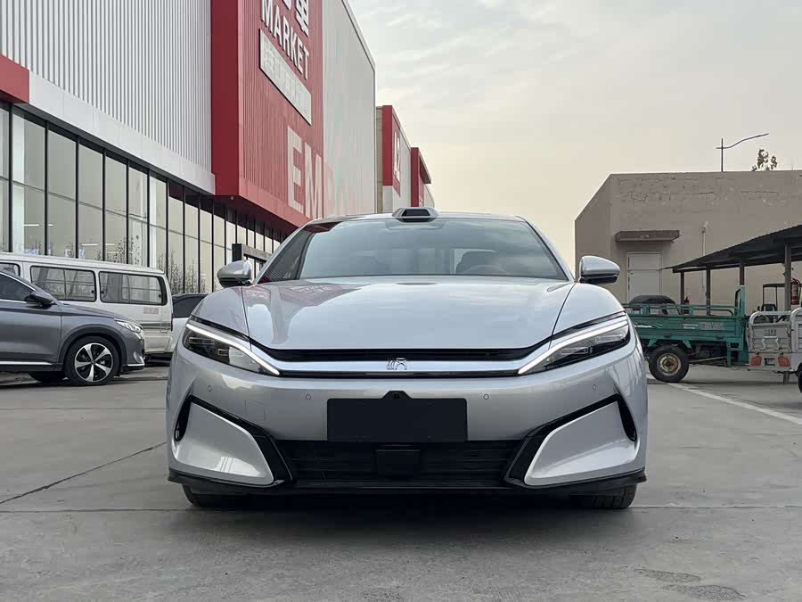 BYD HanL 2025 صورة سيارة #4