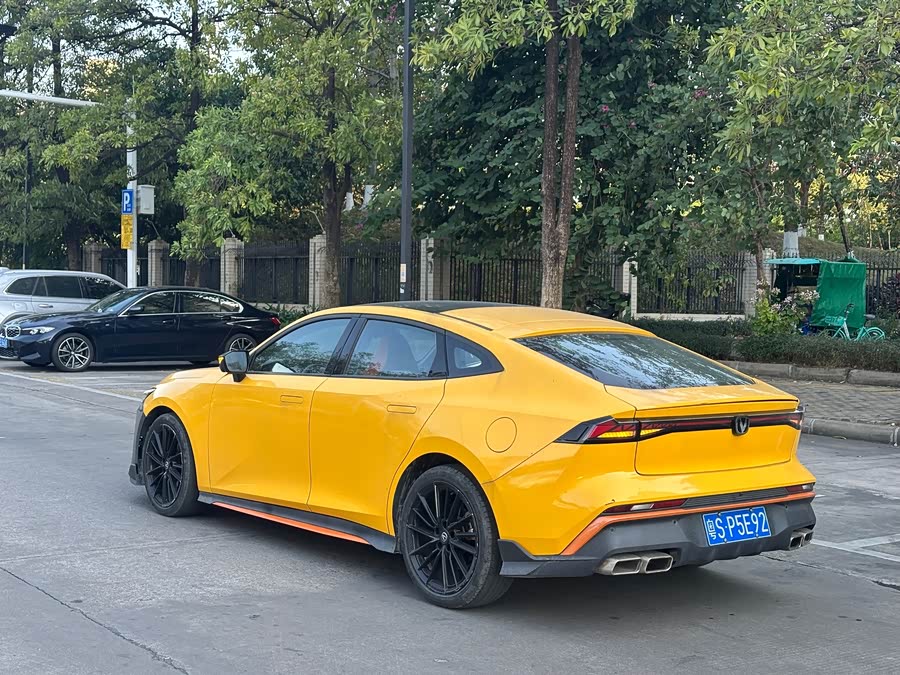 Changan UNI-V 2024 car image #4