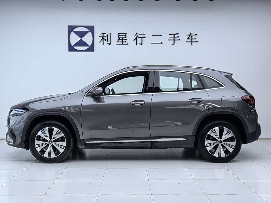 Mercedes-Benz EQA Class 2024 immagine di auto #4