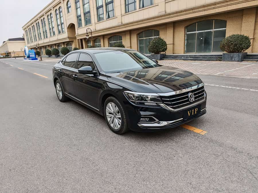 Volkswagen Passat 2019 #4 Volkswagen Passat 2019 car image #4