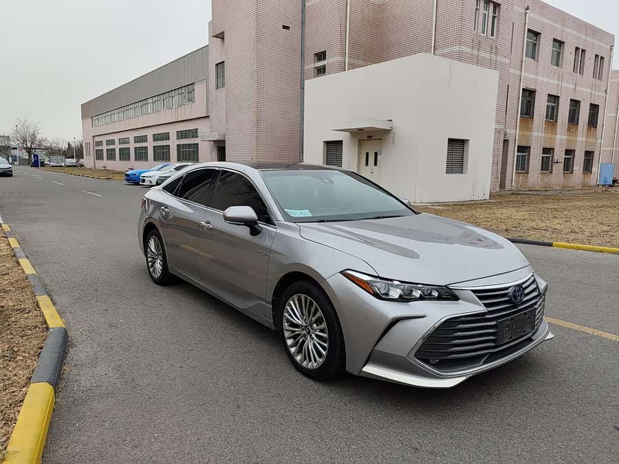 Toyota Avalon 2019 car image #4