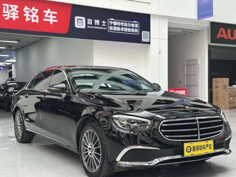 Mercedes-Benz E Class 2023 car image #4