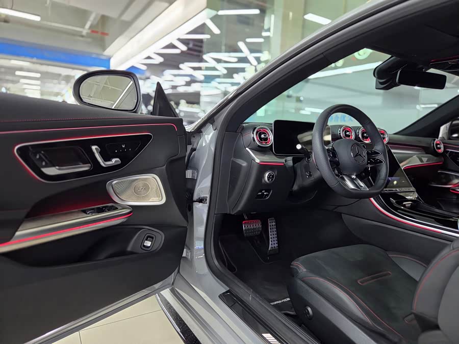 Mercedes-Benz CLE AMG 2025 #4 Mercedes-Benz CLE AMG 2025 car image #4