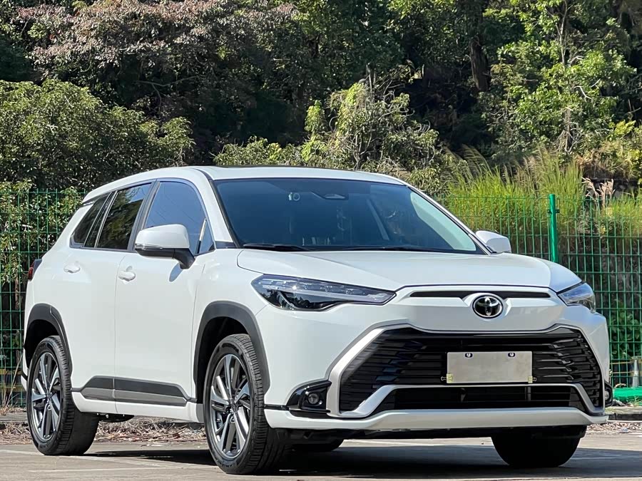 Toyota Frontlander 2023 car image #4