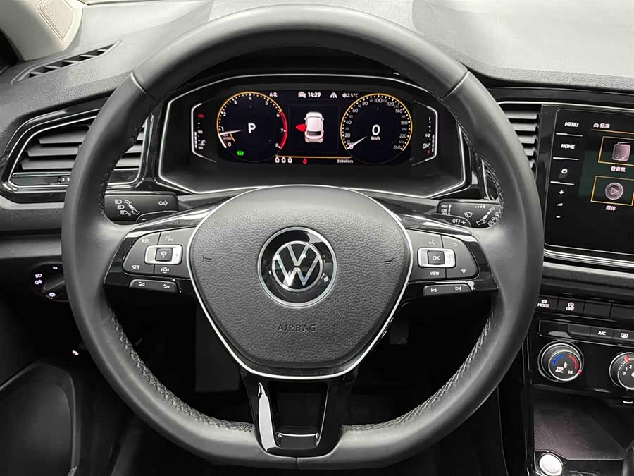 Volkswagen T-Roc 2022 #4 Volkswagen T-Roc 2022 car image #4