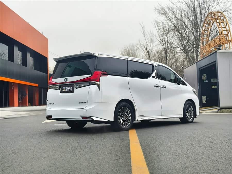 Toyota Vellfire 2020 car image #4