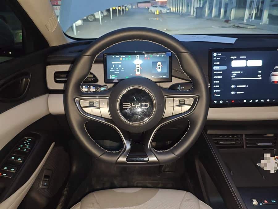 BYD Seal 06 DM-i 2025 #4 BYD Seal 06 DM-i 2025 immagine di auto #4