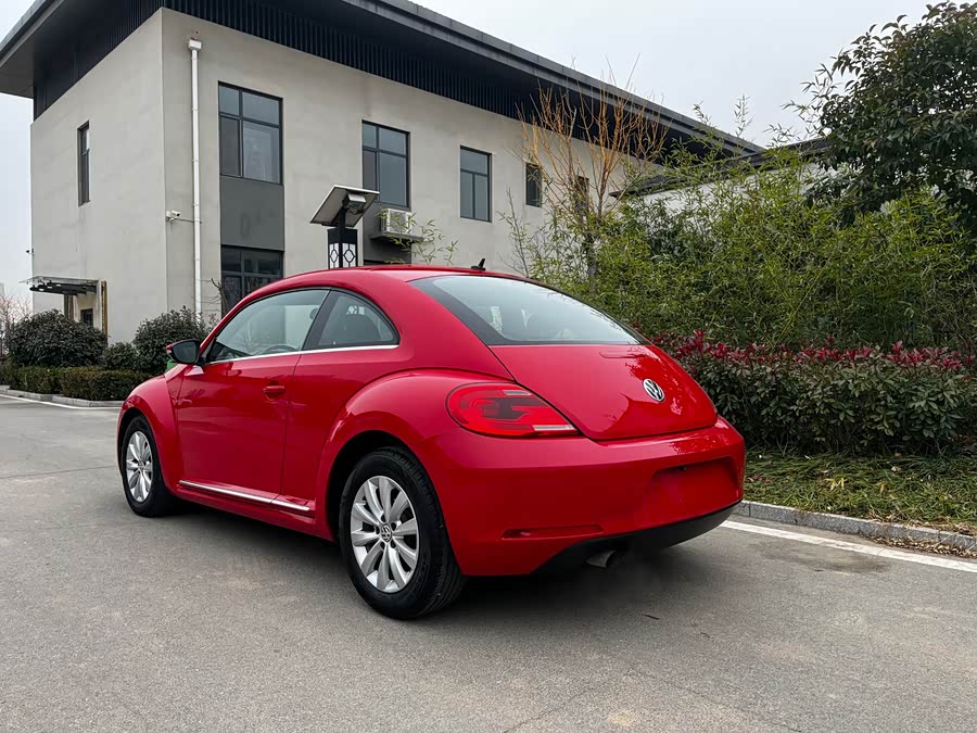 Volkswagen Beetle 2017 car image #4