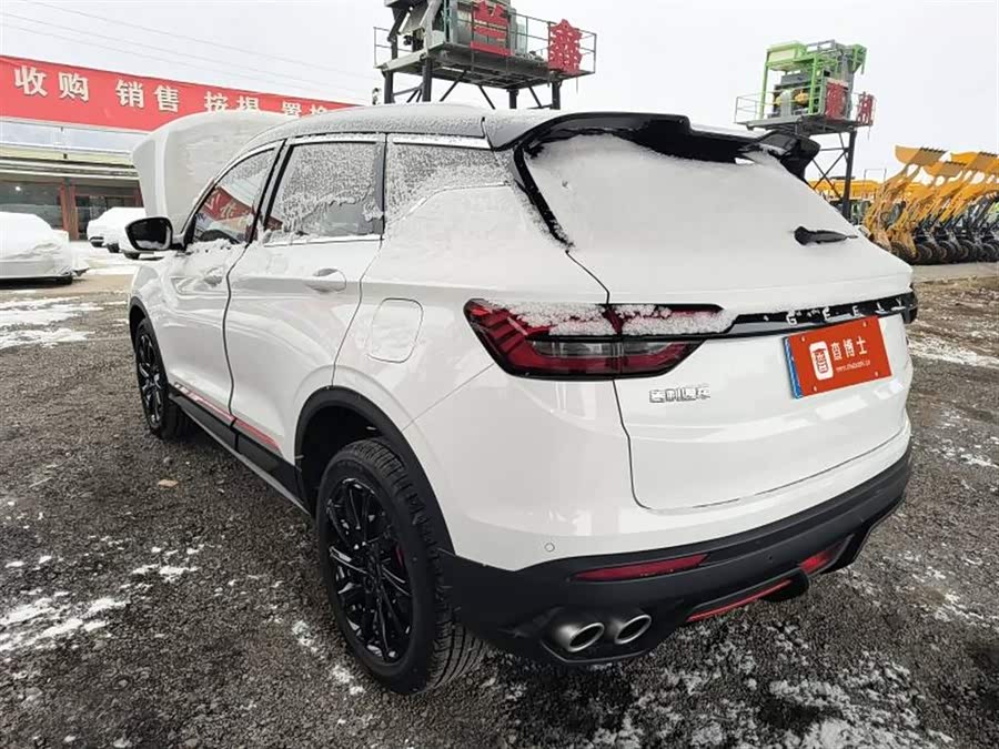 GEELY Coolray 2023 #4 GEELY Coolray 2023 car image #4