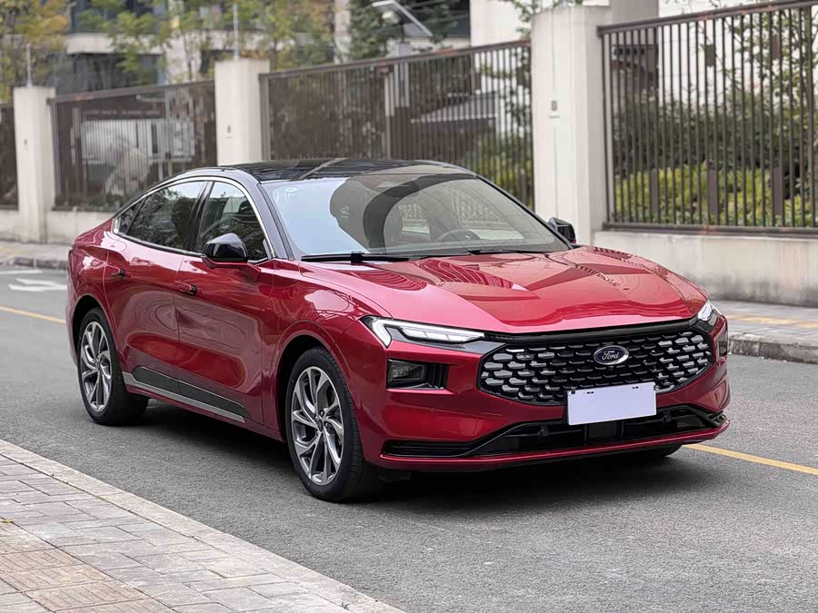 Ford Mondeo 2024 car image #4