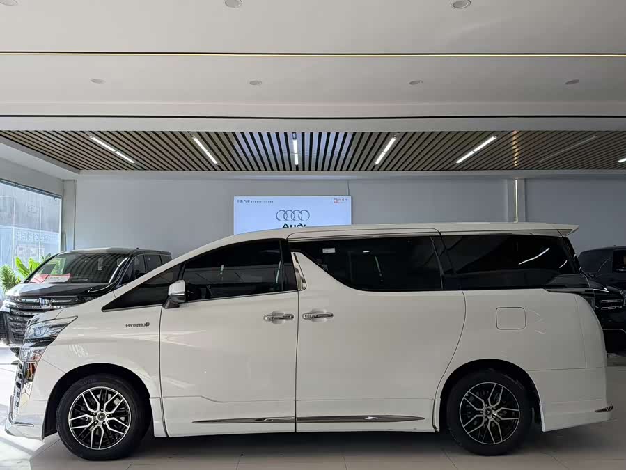 Toyota Vellfire 2019 #4 Toyota Vellfire 2019 immagine di auto #4