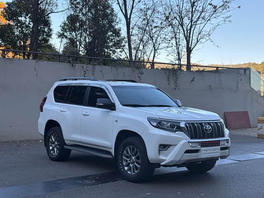 Toyota Land Cruiser Prado 2019 #4 Toyota Land Cruiser Prado 2019 car image #4