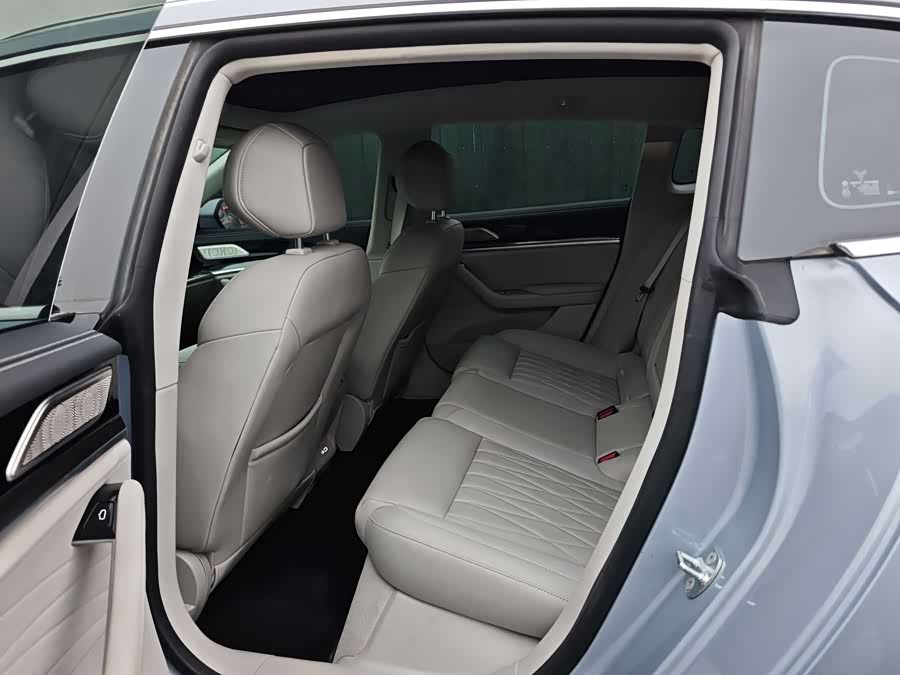 哪吒汽车 哪吒S猎装 2025 汽车图片 #4