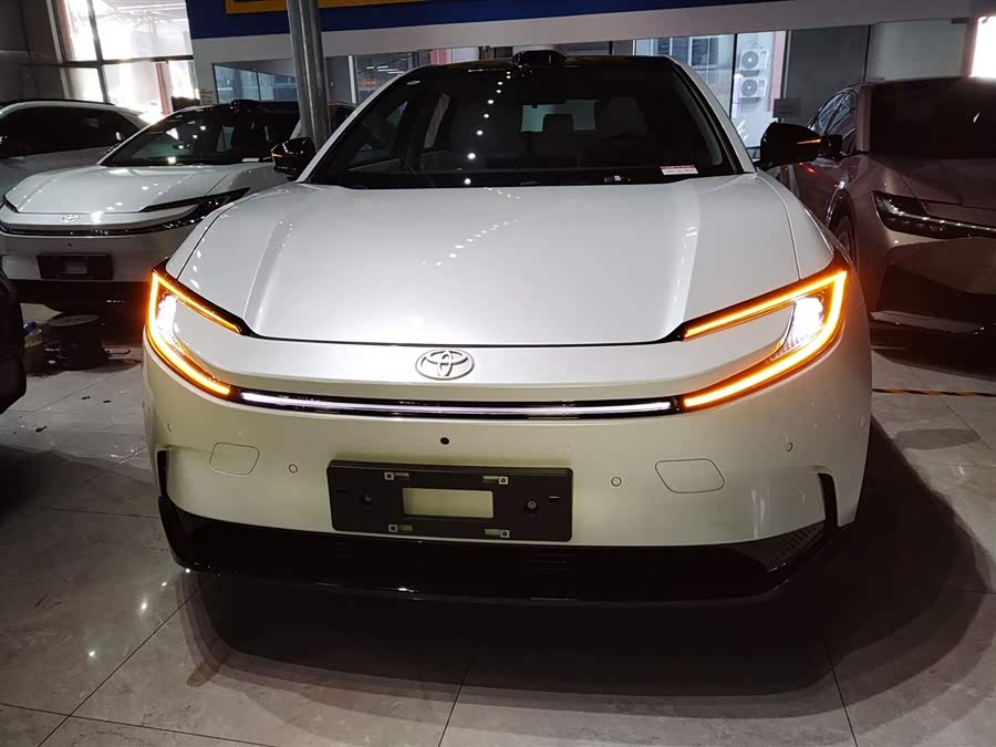 Toyota bZ5 2025 #4 Toyota bZ5 2025 immagine di auto #4