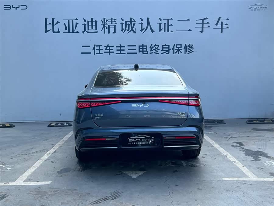 BYD Seal 07 DM-i 2025 car image #4
