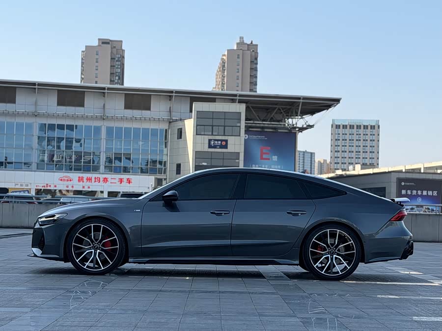 Audi A7 2022 car image #4