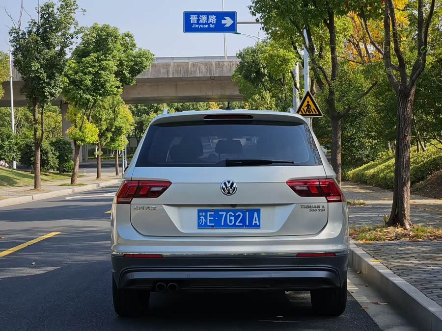 Volkswagen Tiguan L 2019 car image #4