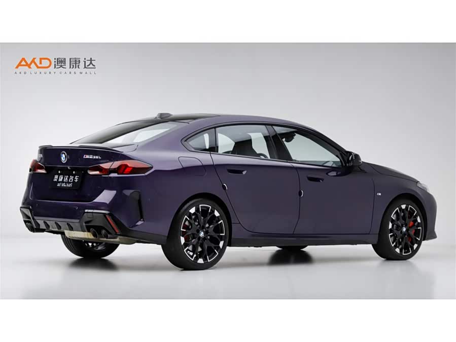 BMW M235L 2025 car image #4