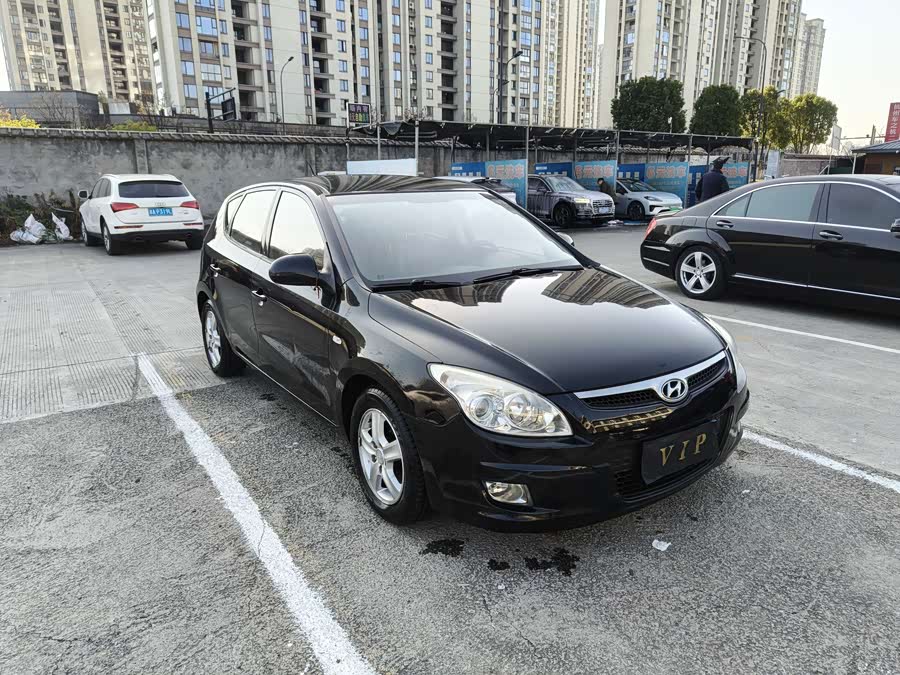 Hyundai i30 2010 car image #4