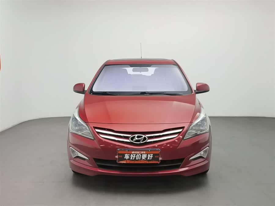 Mazda Reina Hatchback 2015 car image #4