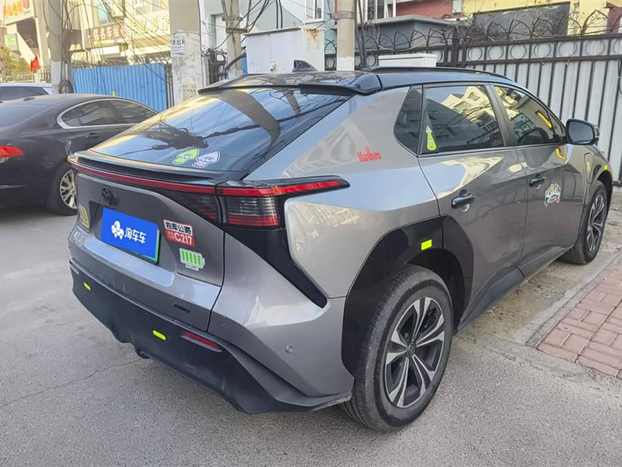 Toyota 2022 car image #4