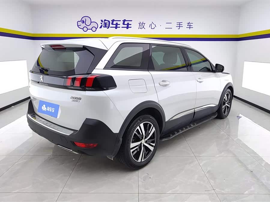 Peugeot 5008 2020 car image #4