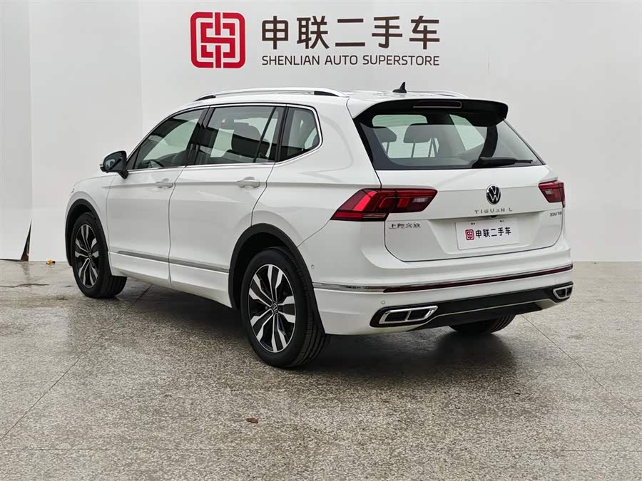 Volkswagen Tiguan L 2024 car image #4