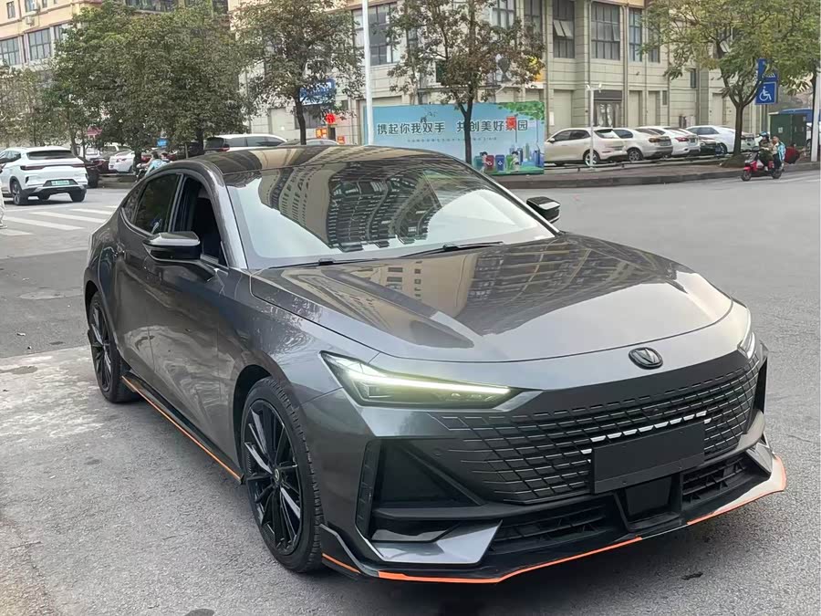 Changan UNI-V 2022 #4 Changan UNI-V 2022 car image #4