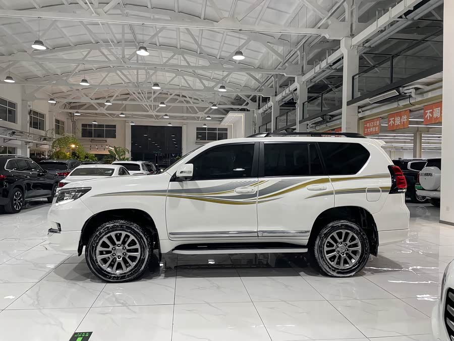Toyota Land Cruiser Prado 2020 #4 Toyota Land Cruiser Prado 2020 car image #4