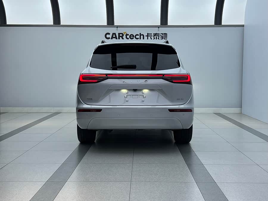 2024 immagine di auto #4
