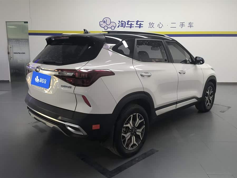Kia Stonic 2020 car image #4