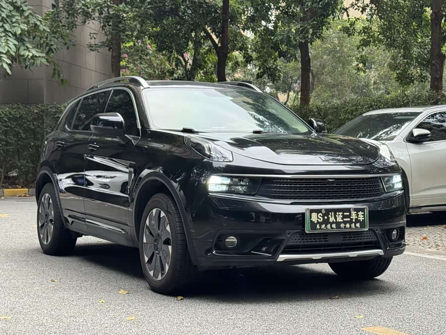 Lynk & Co 01 EM-P 2019 car image #4
